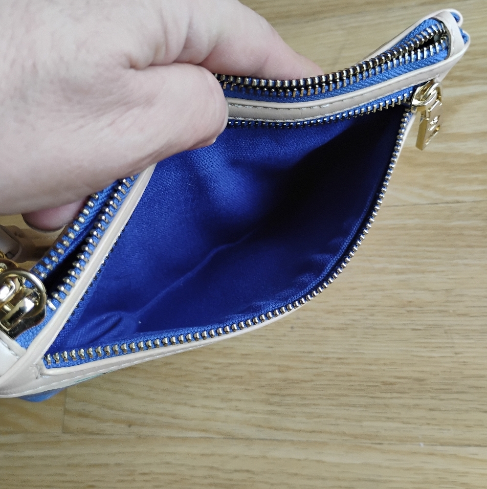 Spartina Southern California Scout Wristlet - Picture 10 of 12